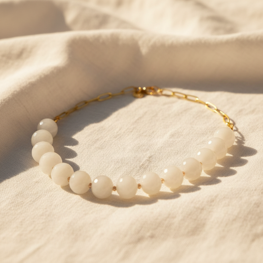 The Very Big White Stone Necklace