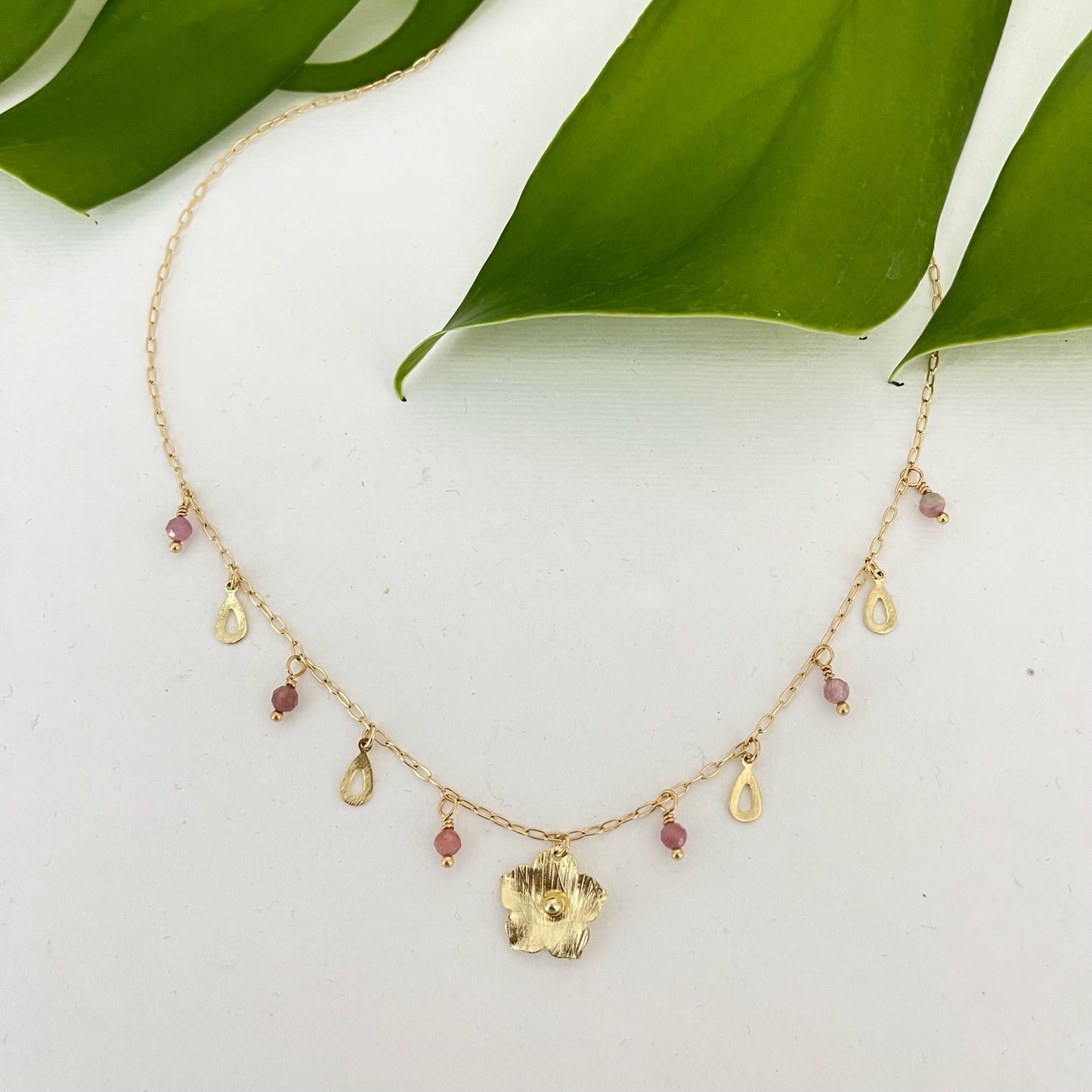 Flower Necklace - Pink